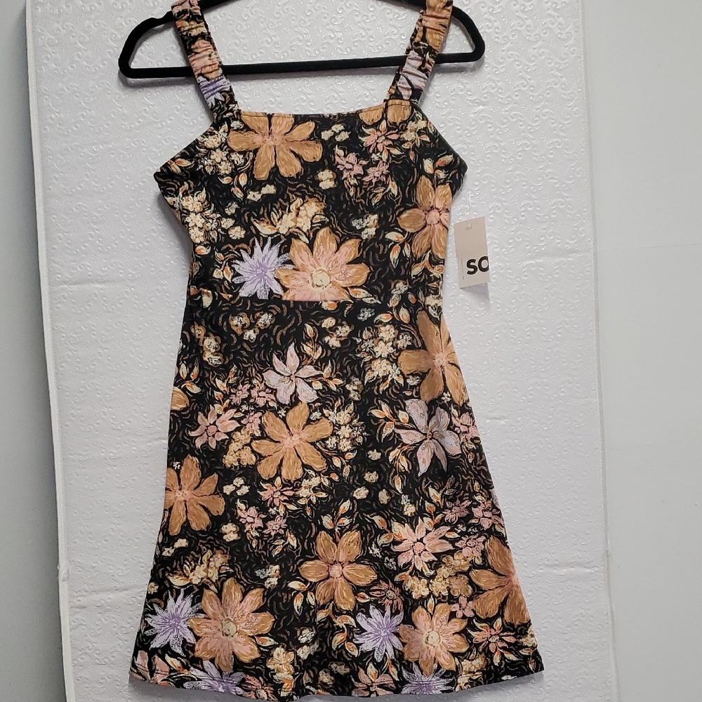 Womans M Floral thick Strap Florel Dress